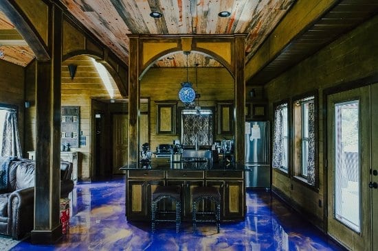 Magic Carpet Luxury Cabin kitchen
