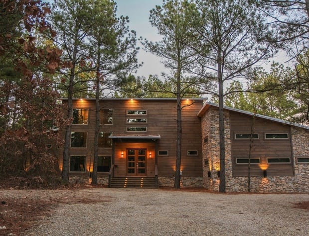 Modern Twist Broken Bow Cabin Lodging